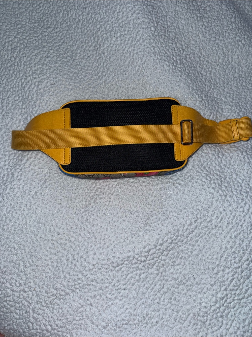 Gucci Floral GG Supreme Belt Bag - Picture 5 of 9